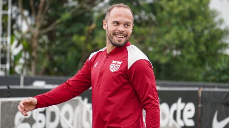 Douglas Baggio diz por que Santos x CRB é ‘jogo bom de jogar’ e alerta: ‘Ia ser difícil com Neymar, mas…’
