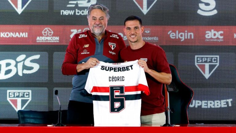 Concorrência e até ajuda na base: por que São Paulo renovou com Cédric Soares por mais tempo que o previsto?