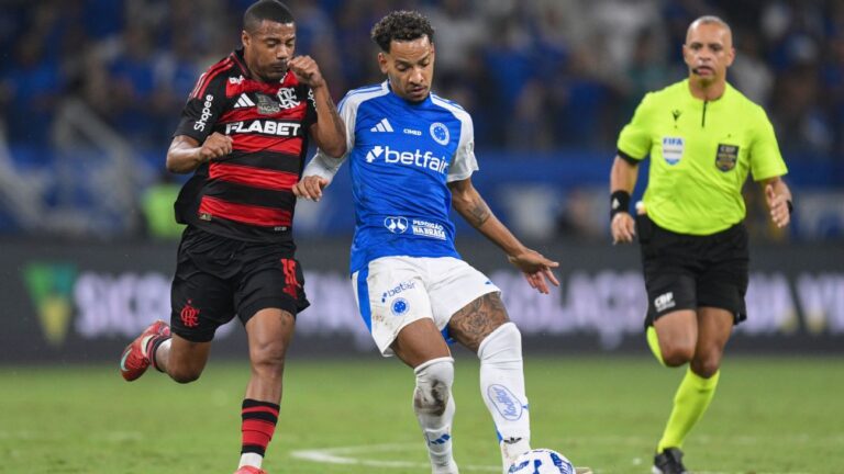 Gabigol marca em reencontro, e Cruzeiro vence o Flamengo