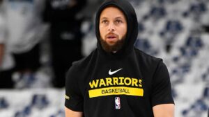 Curry fará exames após lesão muscular contra os Wolves; Warriors admitem pessimismo