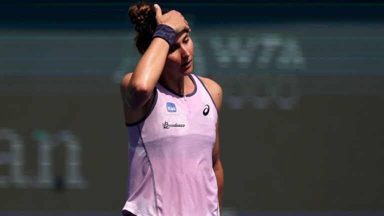 Bia Haddad é sincera e se emociona após derrota na estreia em Roma: ‘Sou ser humano; eu oscilo’