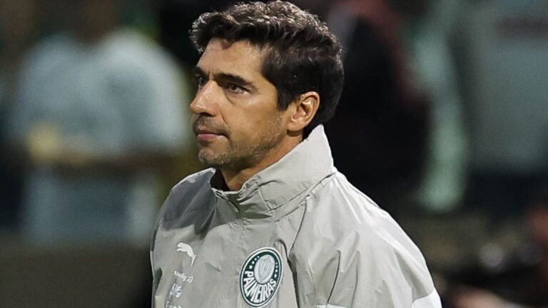 Súmula de Palmeiras x São Paulo explica expulsão de Abel Ferreira