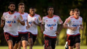 Wallace Reis pede mais valorização à época de vacas magras no Flamengo