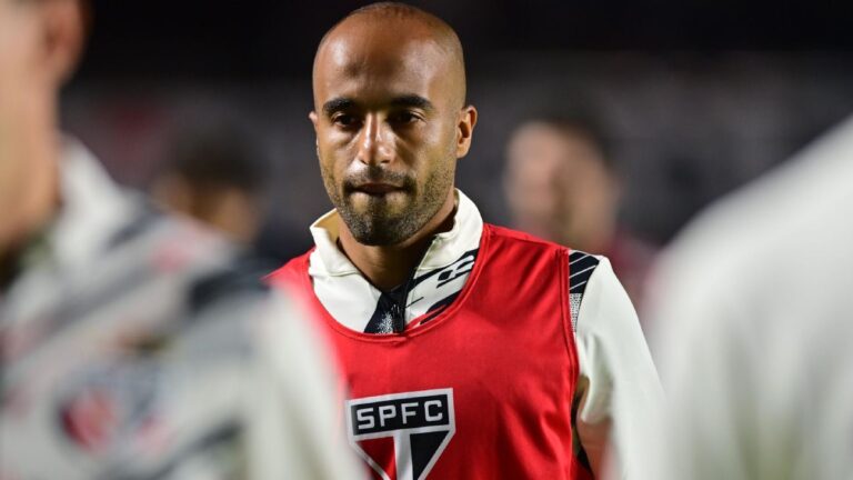 Médico explica lesão de Lucas no São Paulo e faz alerta