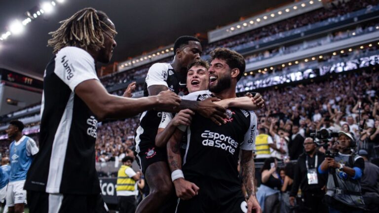 Yuri Alberto decide, e Corinthians ‘afunda’ Santos no Brasileirão