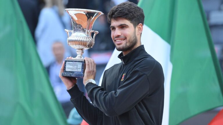 Carlos Alcaraz derrota Sinner e é campeão em Roma