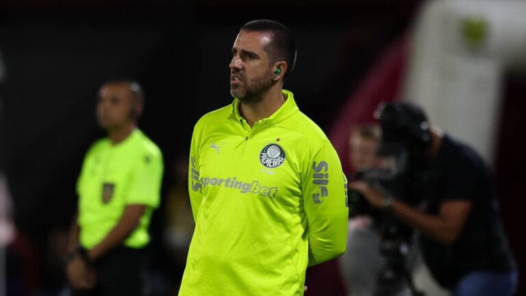 Auxiliar de Abel exalta determinação do Palmeiras em virada