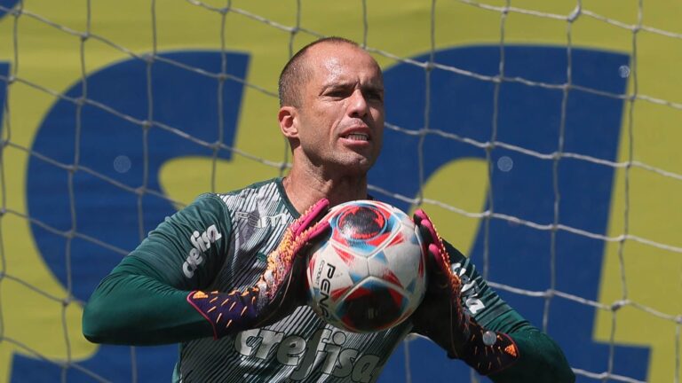 Marcelo Lomba fica, e Palmeiras encerra negociação com Grêmio por Grando