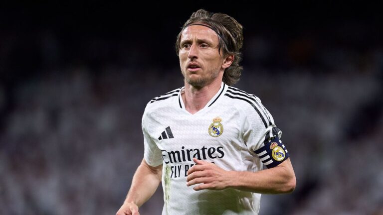 Modric anuncia saída do Real Madrid após o Mundial de Clubes