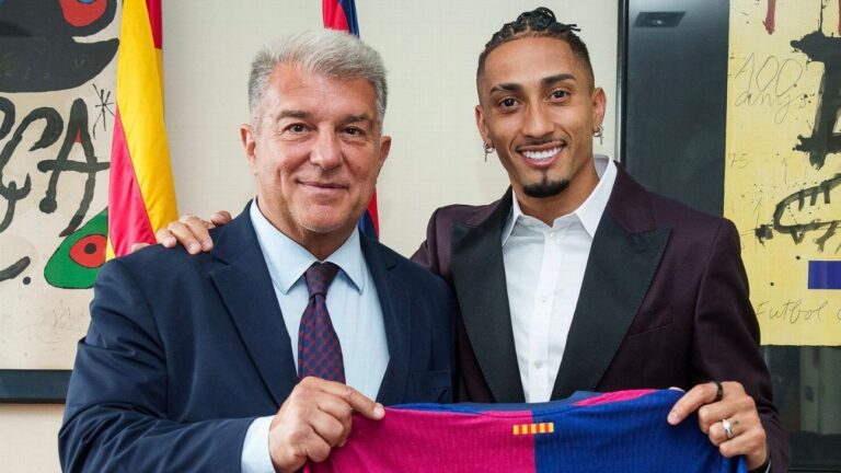 Barcelona anuncia renovação do contrato de Raphinha até 2028
