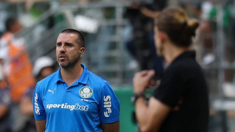 Palmeiras x Flamengo: Auxiliar de Abel faz desabafo fortíssimo e detona VAR