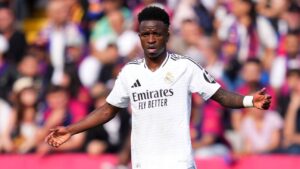 Ancelotti responde por que Vini Jr. não é o mesmo do Real Madrid na seleção
