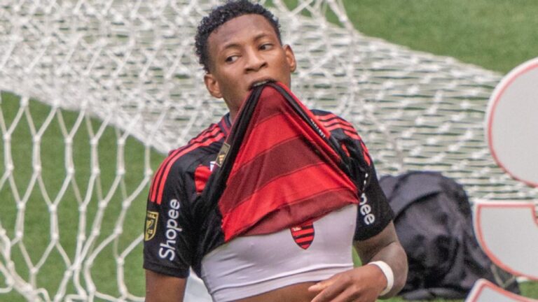 Flamengo se revolta com Plata convocado pelo Equador para enfrentar Brasil