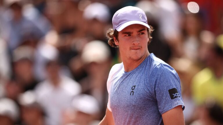 João Fonseca é sincero ao dizer o que achou de Roland Garros e dá ‘aviso’