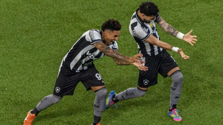 Botafogo vence Ceará e entra no G-6 do Brasileirão na ‘despedida’ de Igor Jesus