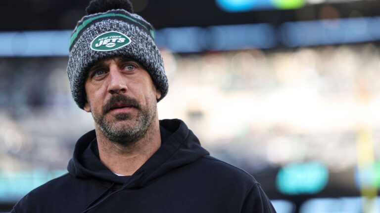 Aaron Rodgers escolhe Pittsburgh Steelers como nova casa na NFL