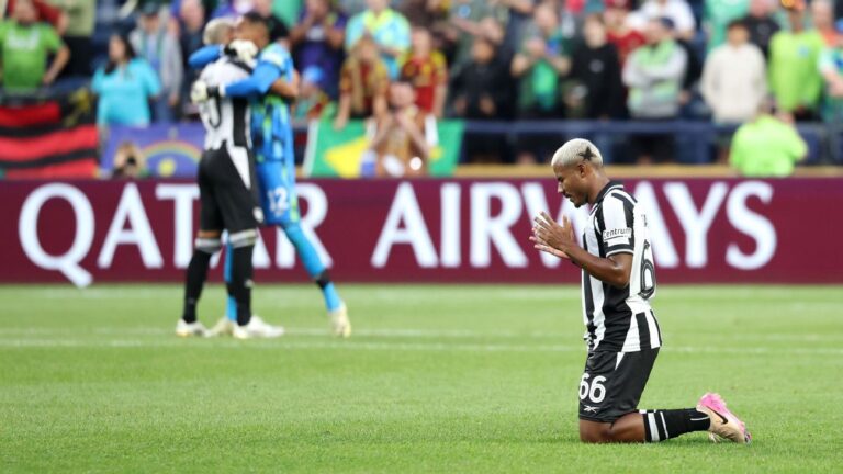 Vence, mas não convence: três pontos para o Botafogo após estreia no Mundial de Clubes