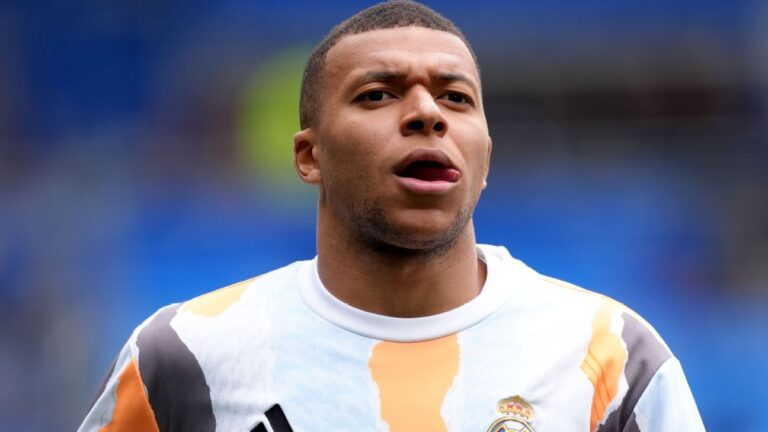 Mbappé fica fora de treino do Real Madrid e é dúvida para estreia no Mundial