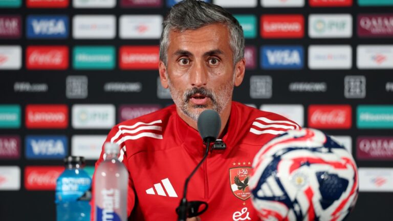 Técnico do Al Ahly compara Estêvão a Messi antes de pegar Palmeiras