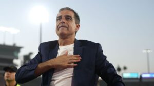 Renato Paiva ironiza previsões sobre Botafogo antes do Mundial