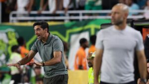 Abel revela bronca que deu em time do Palmeiras contra Inter Miami: ‘Pior era impossível’