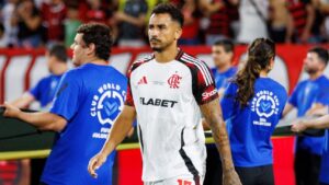 Danilo sai frustrado, mas muda foco para Flamengo x Bayern: ‘Sei o que nos espera’
