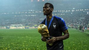 Após doping e ‘flerte’ com o Corinthians, Pogba é anunciado por novo clube