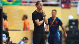 Filipe Luís exalta Flamengo, rebate críticas e admite: ‘Bayern é superior’