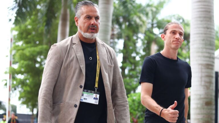 Gerson, Pedro, reforços e até relação com Filipe Luís: como Boto viu clima ‘azedar’ no Flamengo