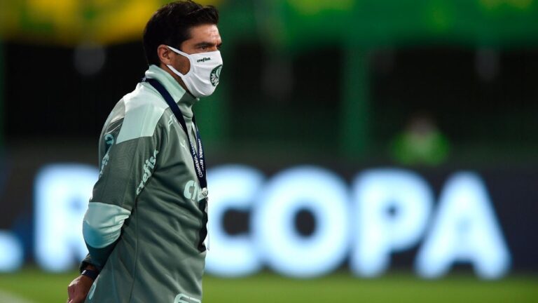 Abel revela ‘bronca’ em olheiros do Palmeiras por reforço do Chelsea: ‘Cegos’
