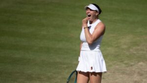 Quem é a surpresa que tirou número 1 do mundo e busca título de Wimbledon