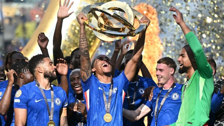 Chelsea arrasa PSG e entra para história como 1º campeão do novo Mundial
